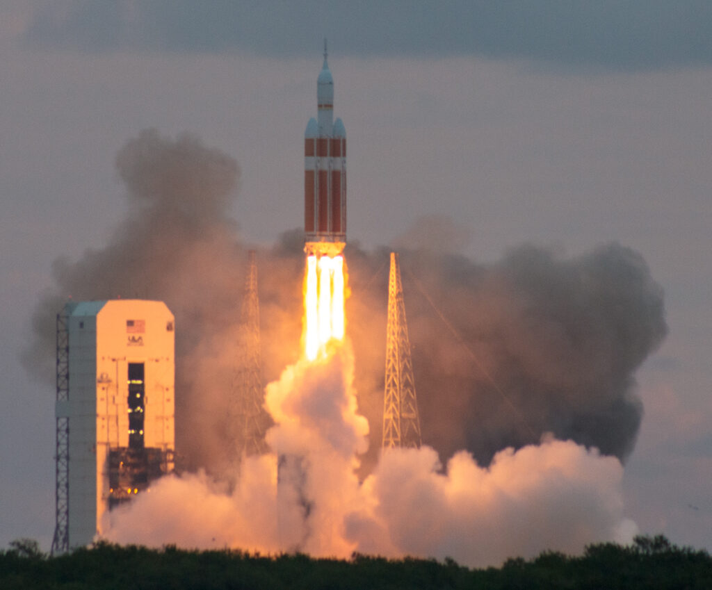 Orion EFT-1 Launch