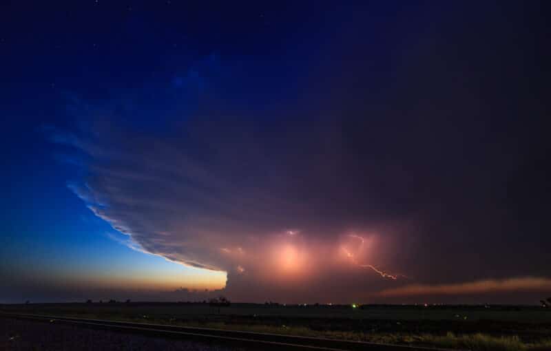 Northern Oklahoma Supercell at dusk near Enid