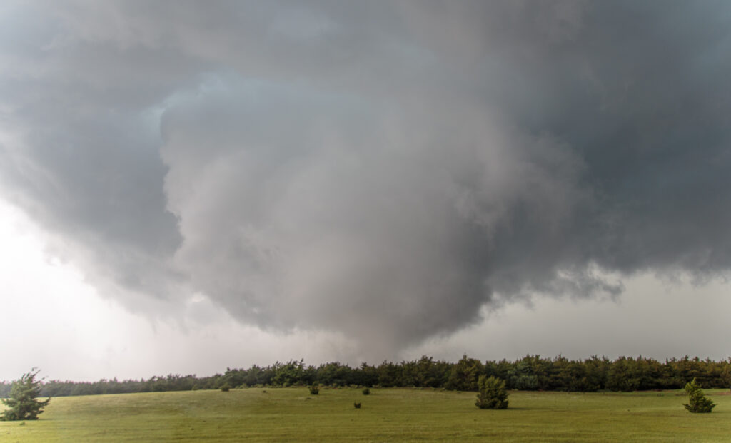 Tornado near Chester, OK on May 18, 2017