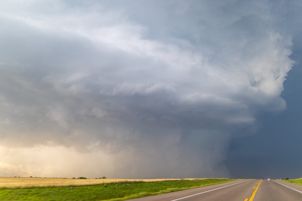 Storm near 183 in Custer City